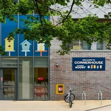 Appartement Student Roost Corner House In
